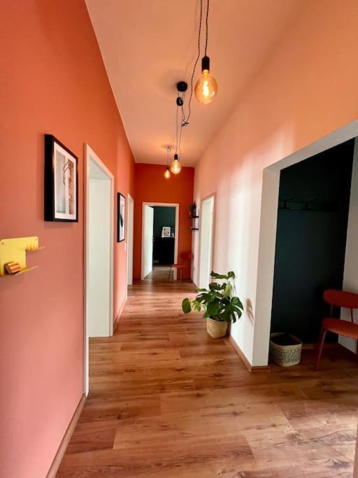 Atelier Noe - Kunstvoll Wohnen - Wunderbares Fruehstueck Moeglich - Ruhig Und Nah Am Zentrum - Κέμνιτς Εξωτερικό φωτογραφία